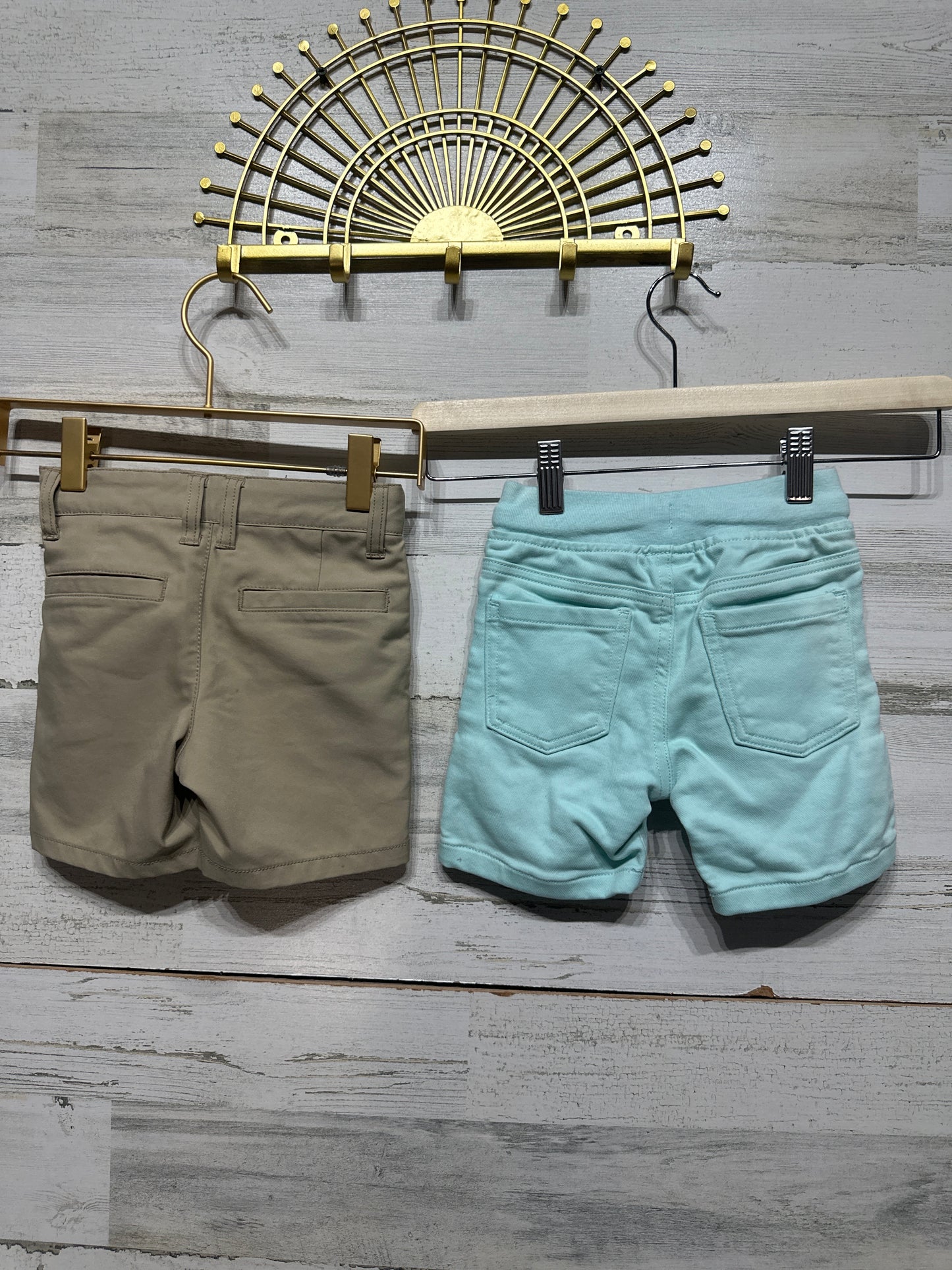 Boys Size 2t Cat and Jack and Garanimals Shorts - Play Condition*