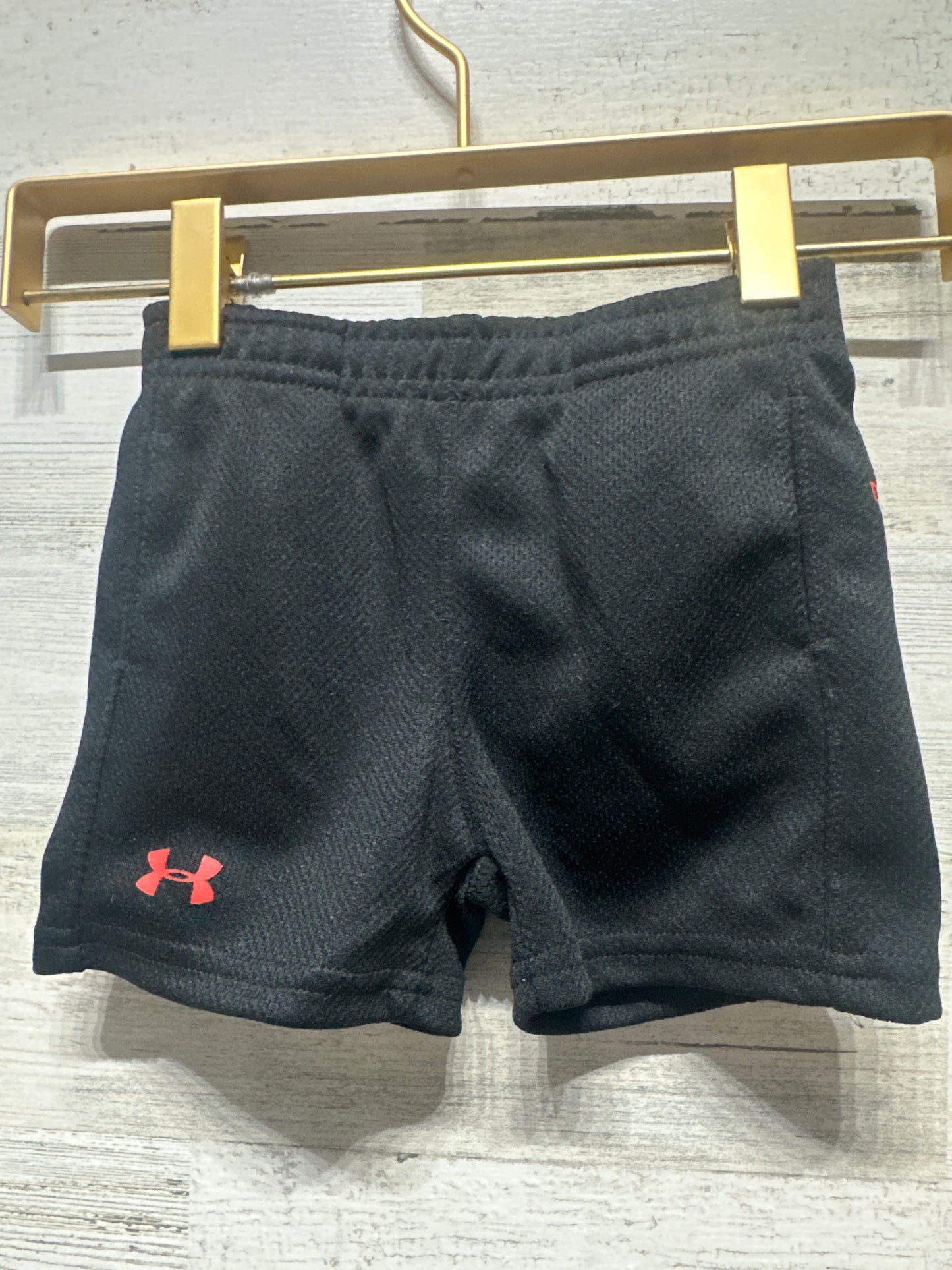 Boys Size 6-9m Under Armour Athletic Shorts - Very Good Used Condition