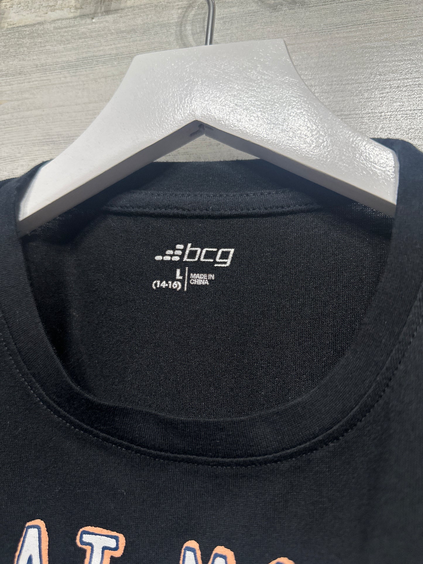 Boys Size 14-16 (Large) BCG Eat More Hole Foods T-Shirt - Good Used Condition