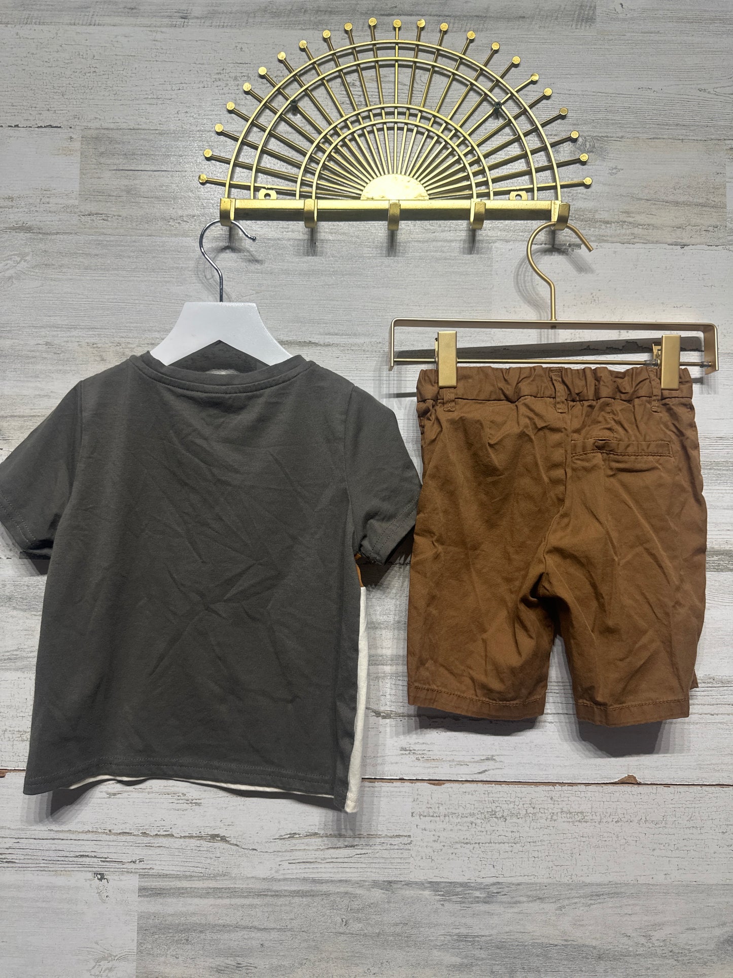 Size 4t Short Sleeve/Shorts Clothing Lot (4 Pieces) - Very Good Used Condition