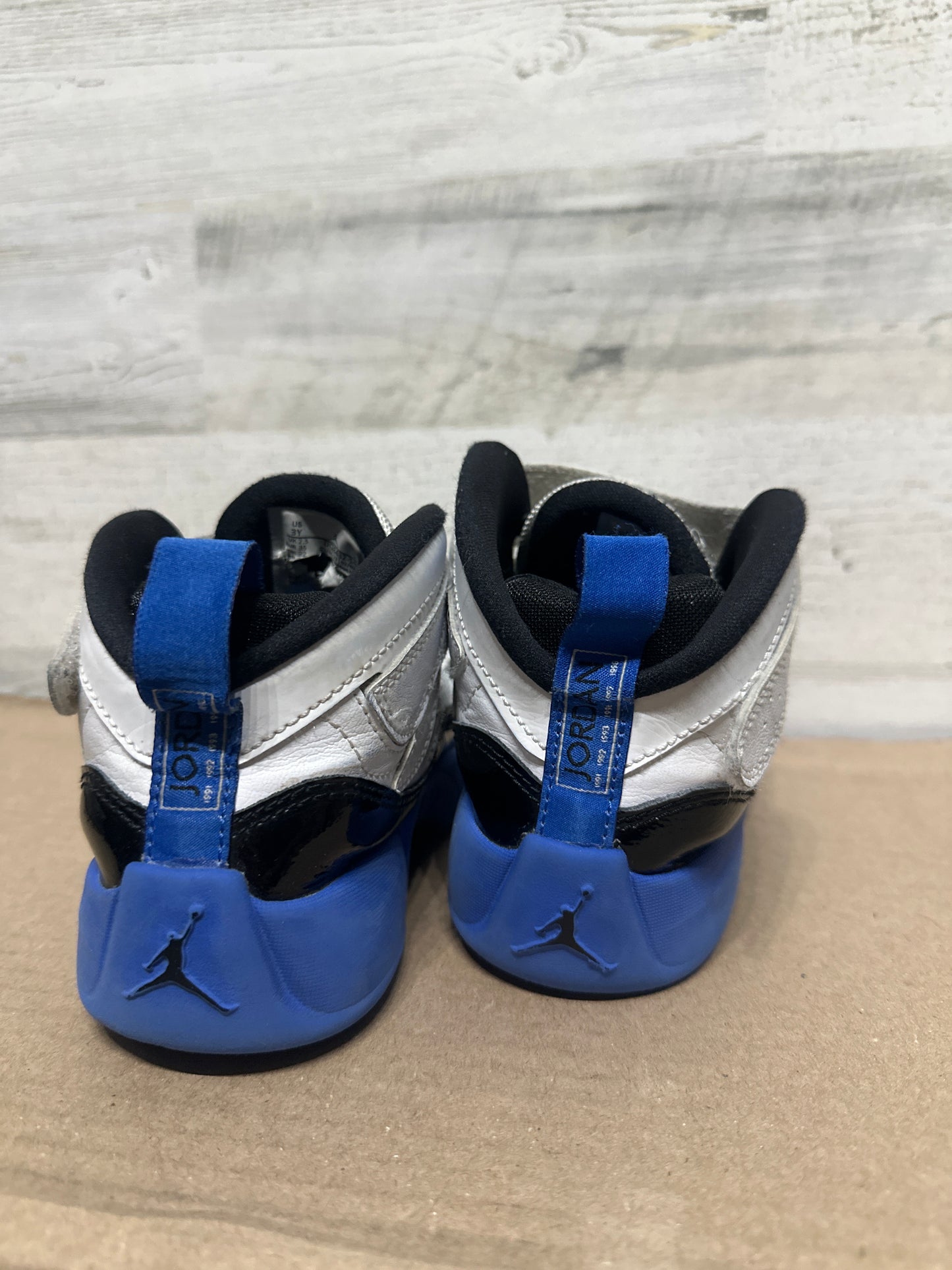 Size 3 (Youth) Jordan Jumpman Shoes - Play Condition*