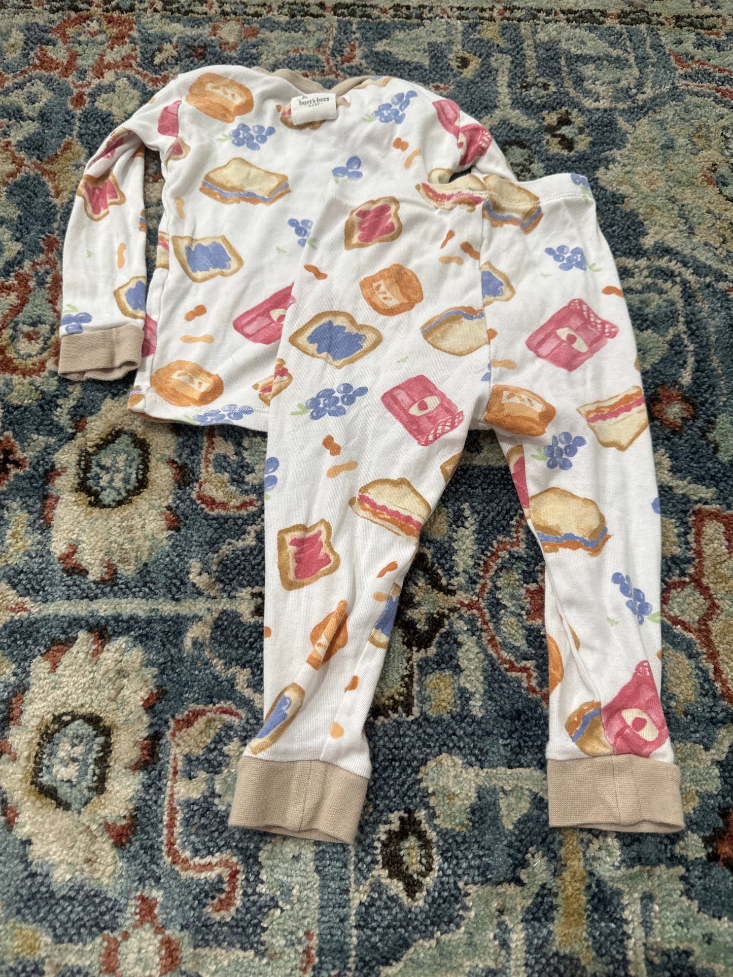 Burt’s Bees Size 24m Organic Cotton PBJ Pajama Set GUC