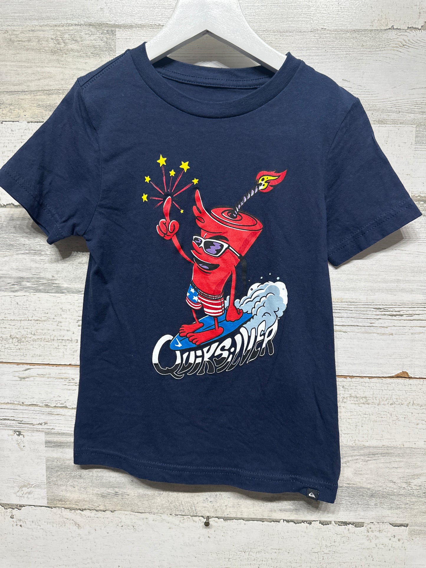 Boys Size 5 Small Quicksilver T-Shirt - Very Good Used Condition