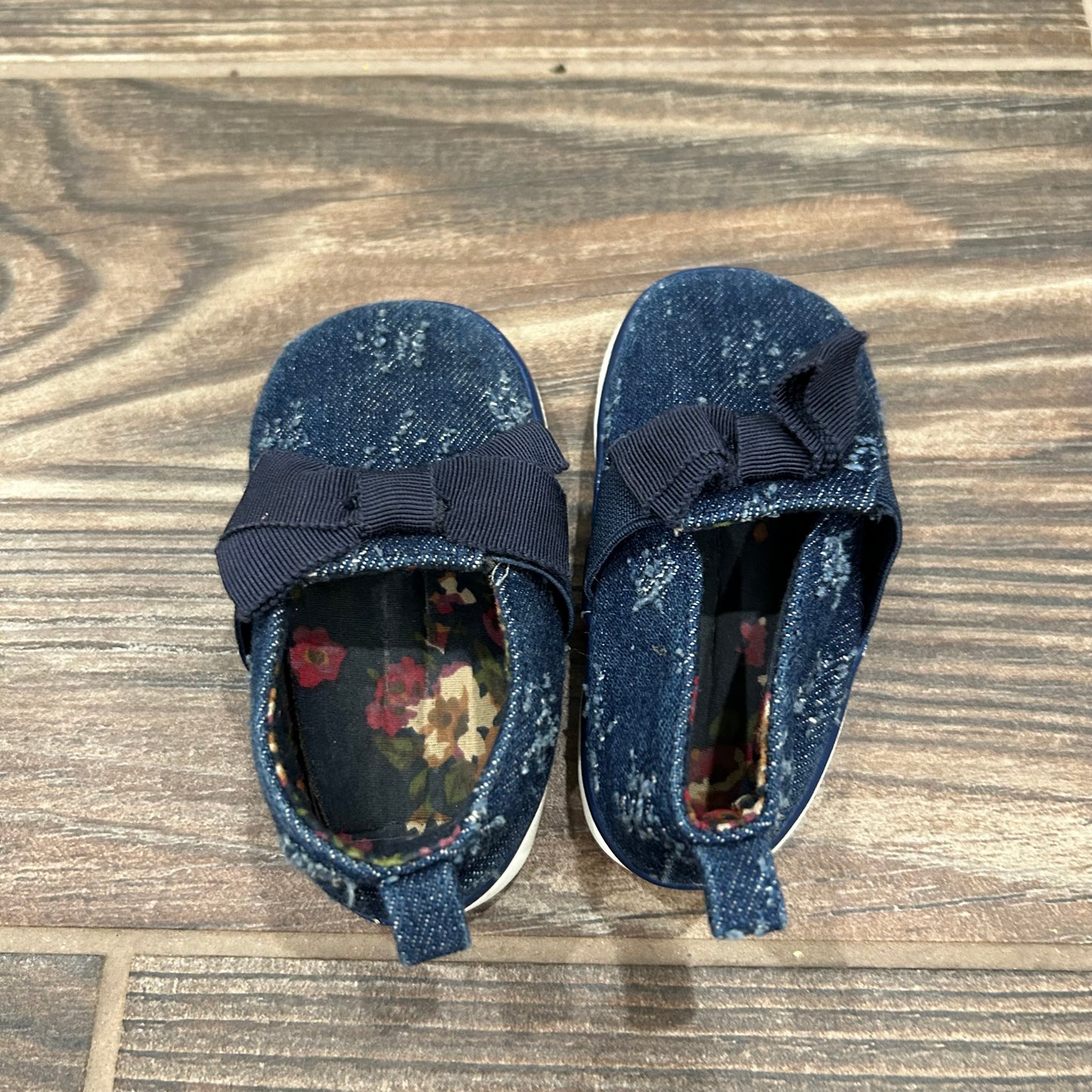 Size 3 (Infant) Distressed Star Denim Slip On Shoes - Good Used Condition