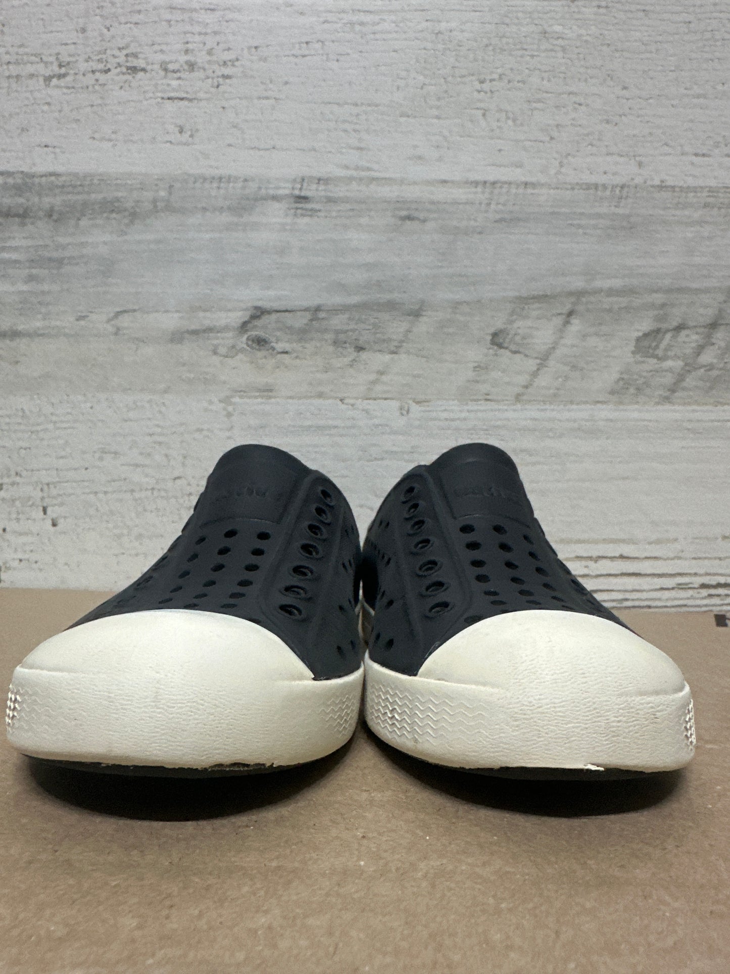 Size c9 (Toddler) Black Natives - Play Condition*