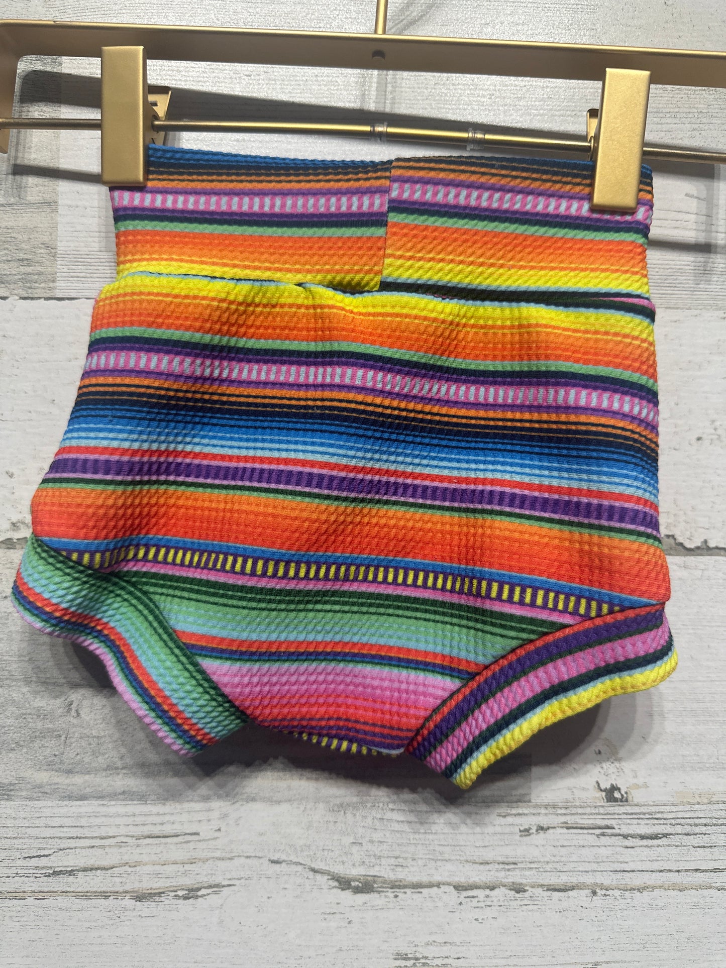 Girls Preowned Size 12-18m Serape Stripe High Waisted Bummies - Very Good Used Condition