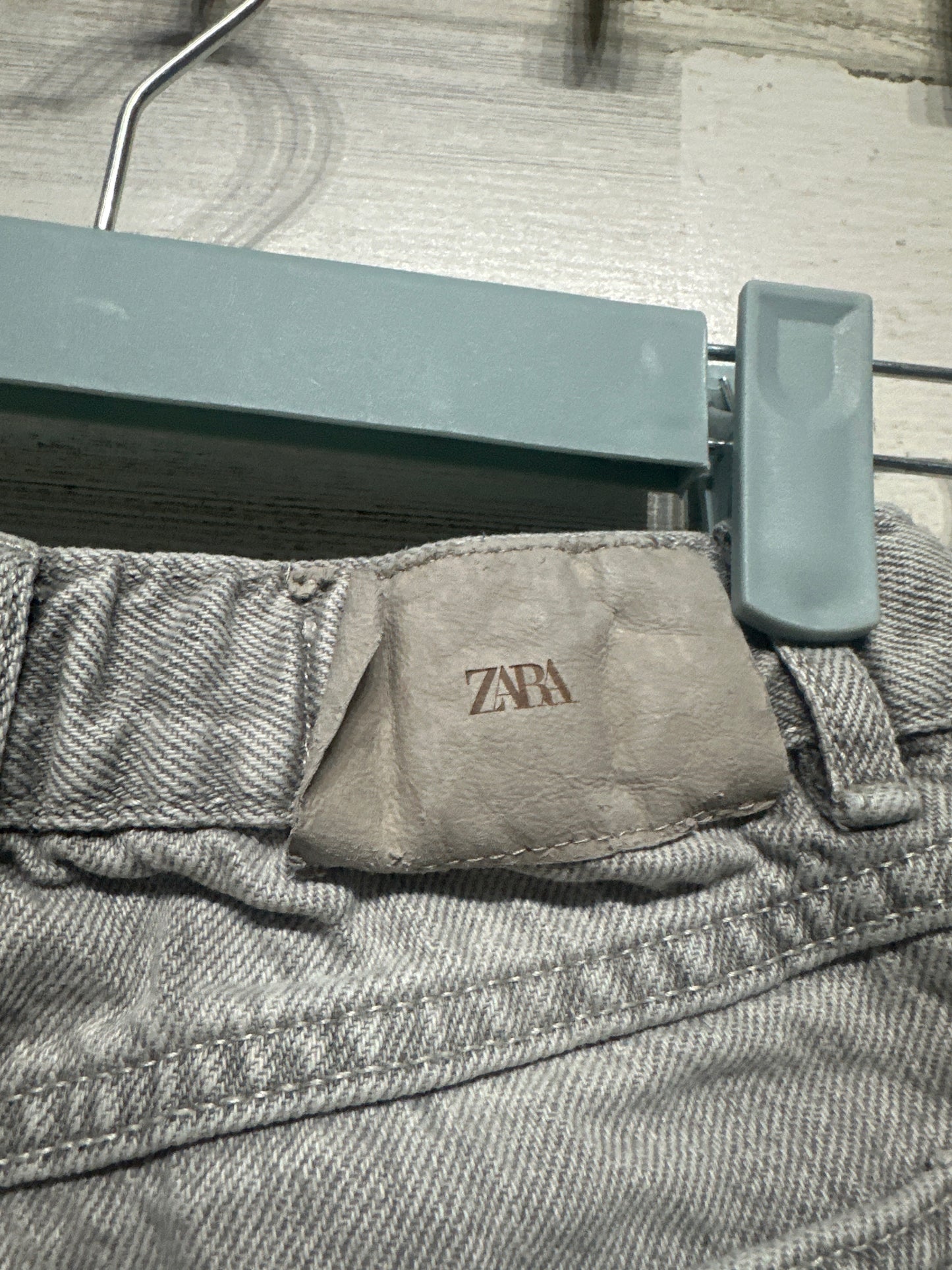 Zara Grey Distressed Denim Shorts Size 9-10 (140cm) Adjustable Waist VGUC