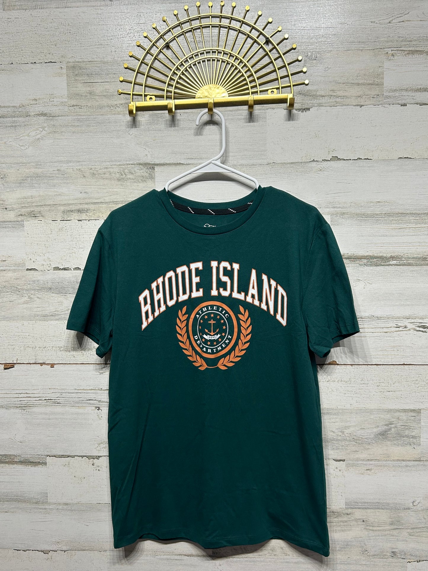 Boys Size XXL (18) Art Class Rhode Island Shirt - Very Good Used Condition