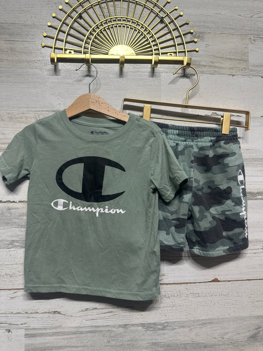 Size 4 Champion Camo Outfit Set - Play Condition*