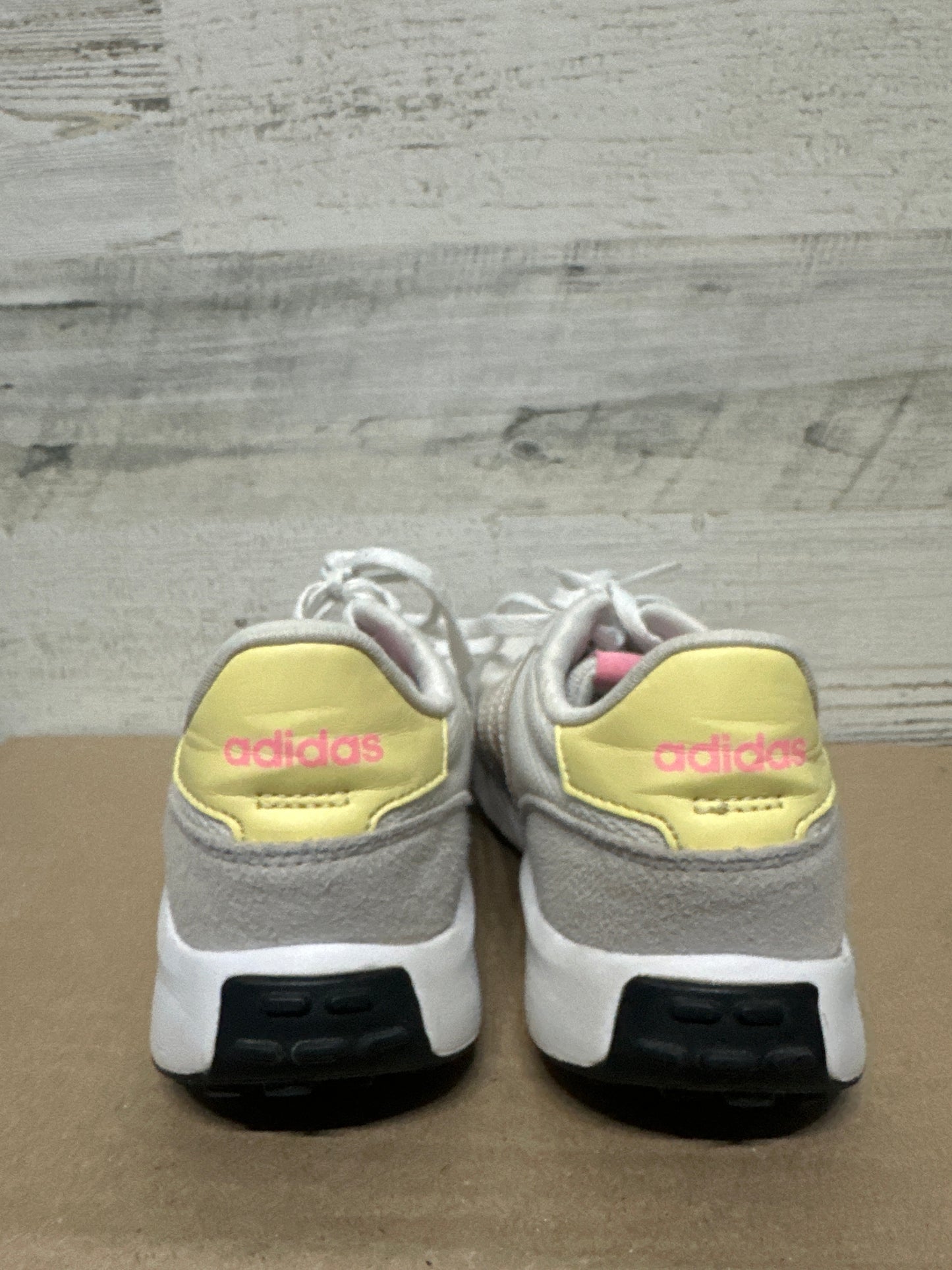Girls Size 2.5 (Youth) Adidas Shoes - Play Condition*