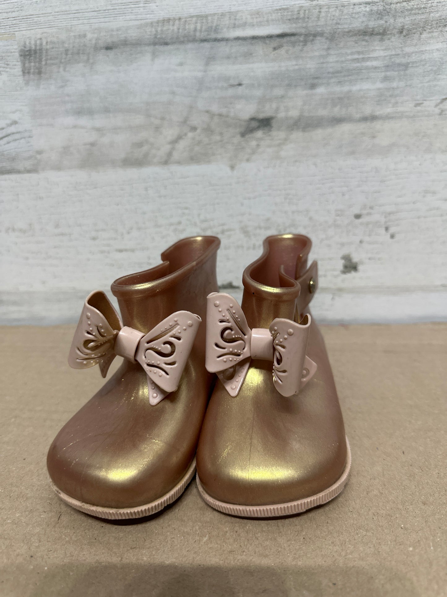 Size 8 Toddler Mini Melissa Bow Boots - Good Used Condition*