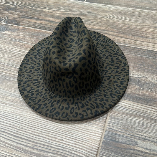 Women’s Olive Leopard Hat - Good Used Condition