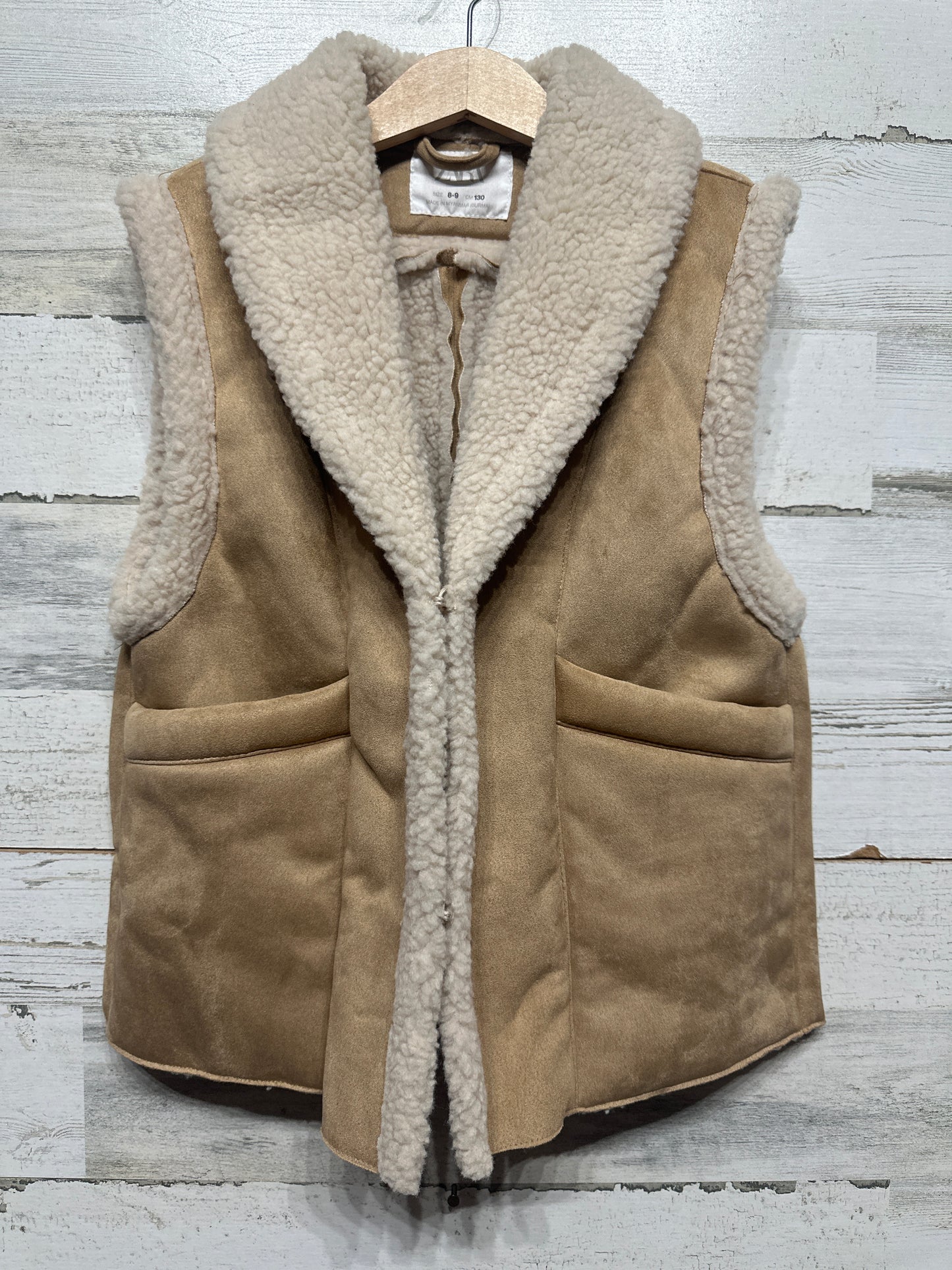 Girls Size 8-9 (130cm) Zara Tan Faux Suede Sherpa Lined Vest - Very Good Used Condition