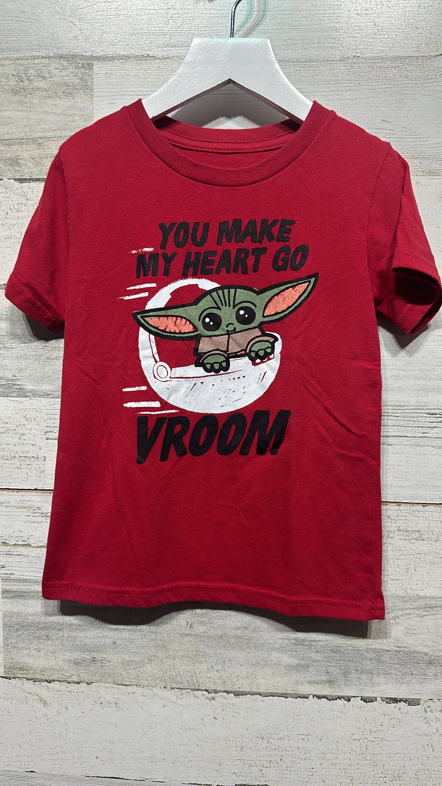 Boys Size 5t Star Wars Baby Yoda Grogu Tshirt - Good Used Condition