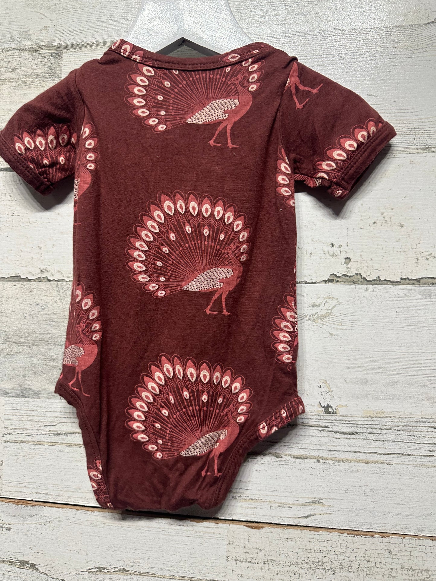 Girls Size 3-6m Kate Quinn bamboo onesie - good used condition