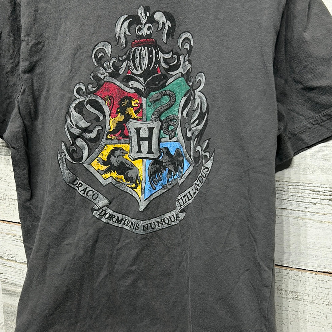 Size Medium (Fits Like 7/8) Harry Potter Shirt - Gender Neutral - Good Used Condition