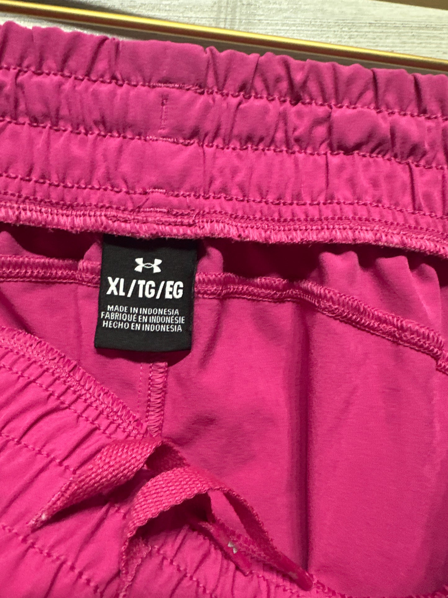 Women’s Size XL Under Armour Pink Athletic Shorts - Very Good Used Condition