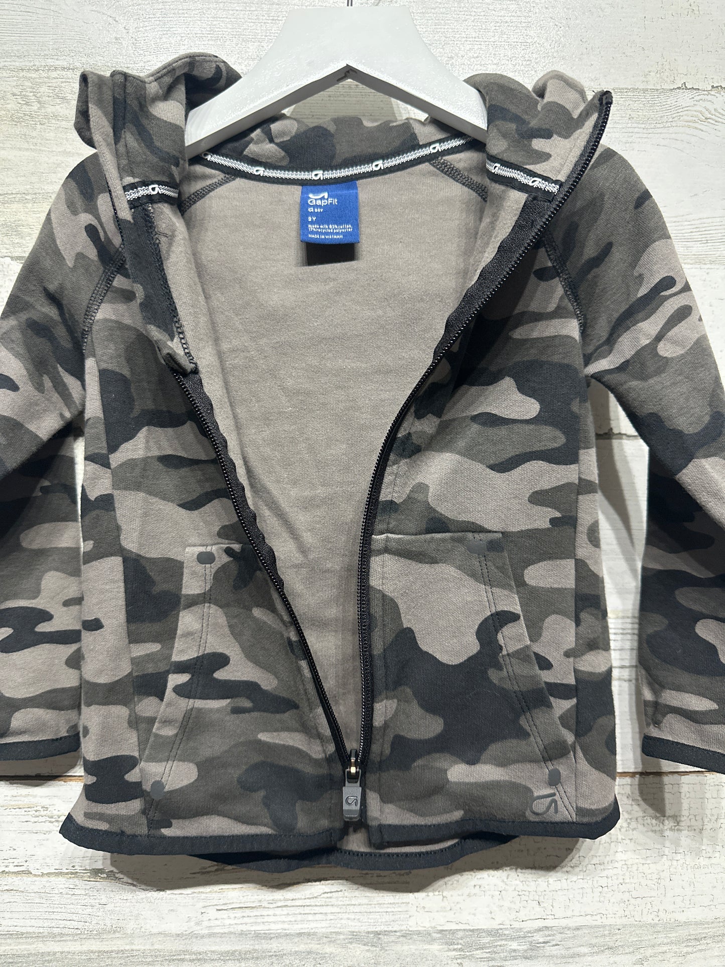 Boys Size 2 Years Gap Fit Camo Hooded Jacket - Very Good Used Condition