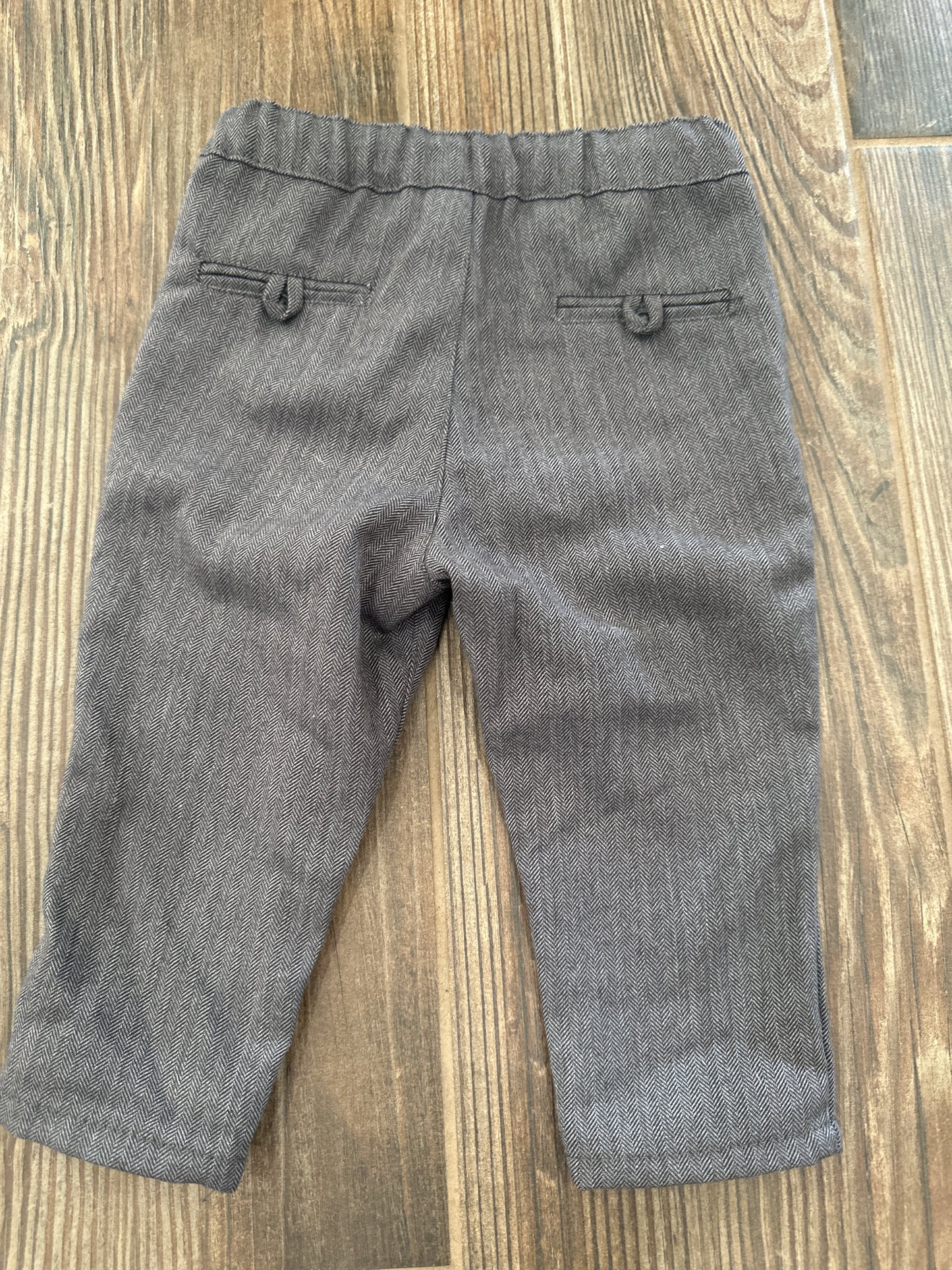 Boys Preowned Size 9m H&M Grey Dress Pants - Good Used Condition