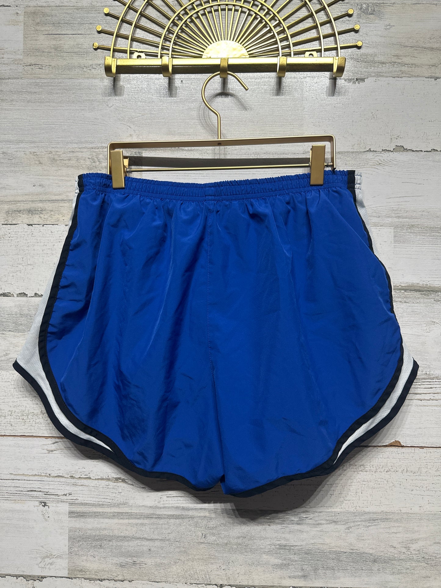 Women’s Size XL Nike Drifit Royal Blue Lined Athletic Shorts - Very Good Used Condition