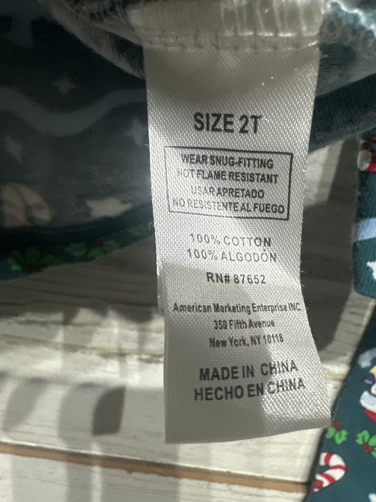 Bluey Holiday Two Piece Pajama Set Toddler 2t GUC