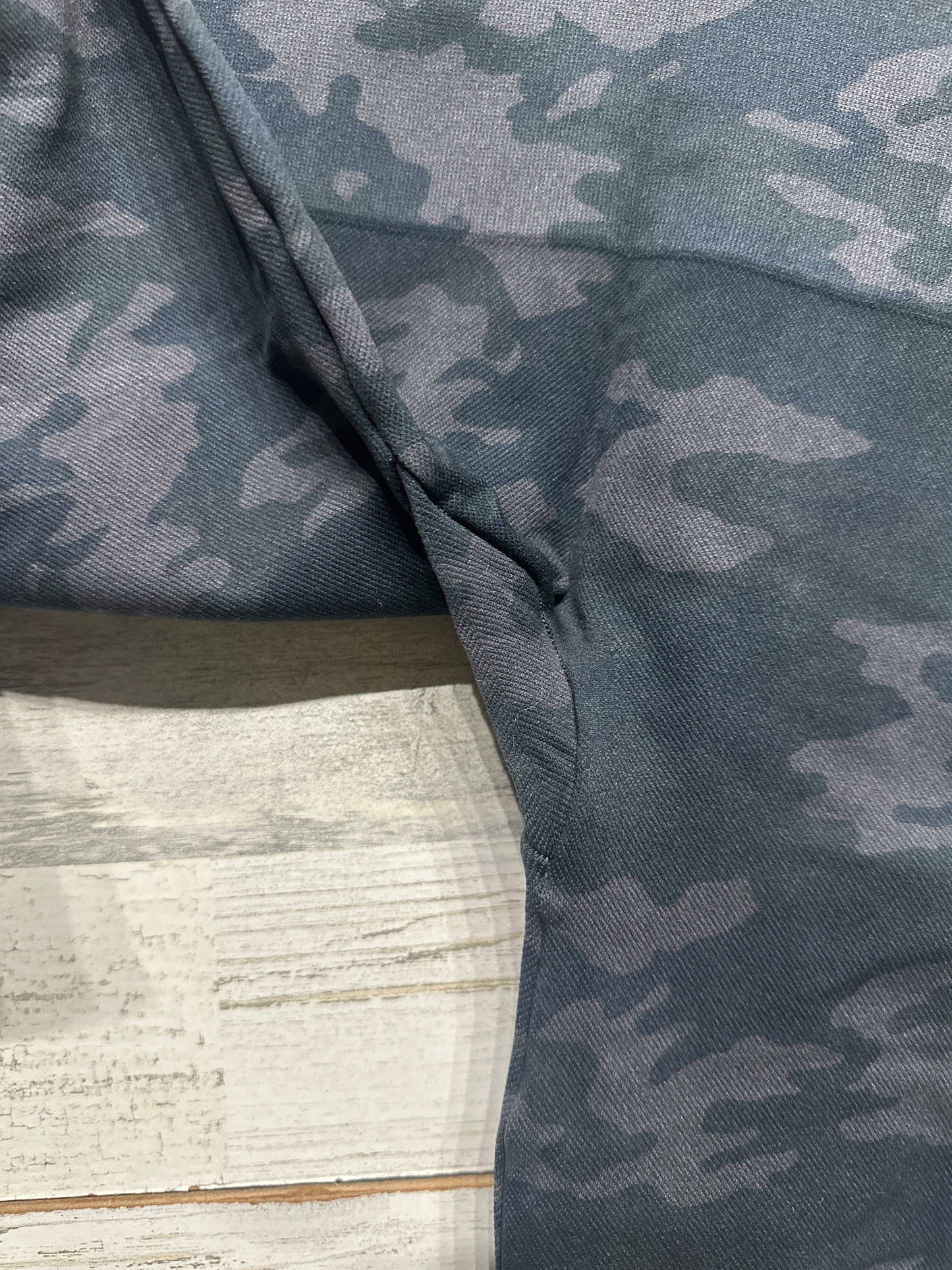 Women's Size Medium Camo Spanx Leggings - Very Good Used Condition