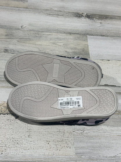 Steve Madden Sneakers - Girls Youth 4 - New