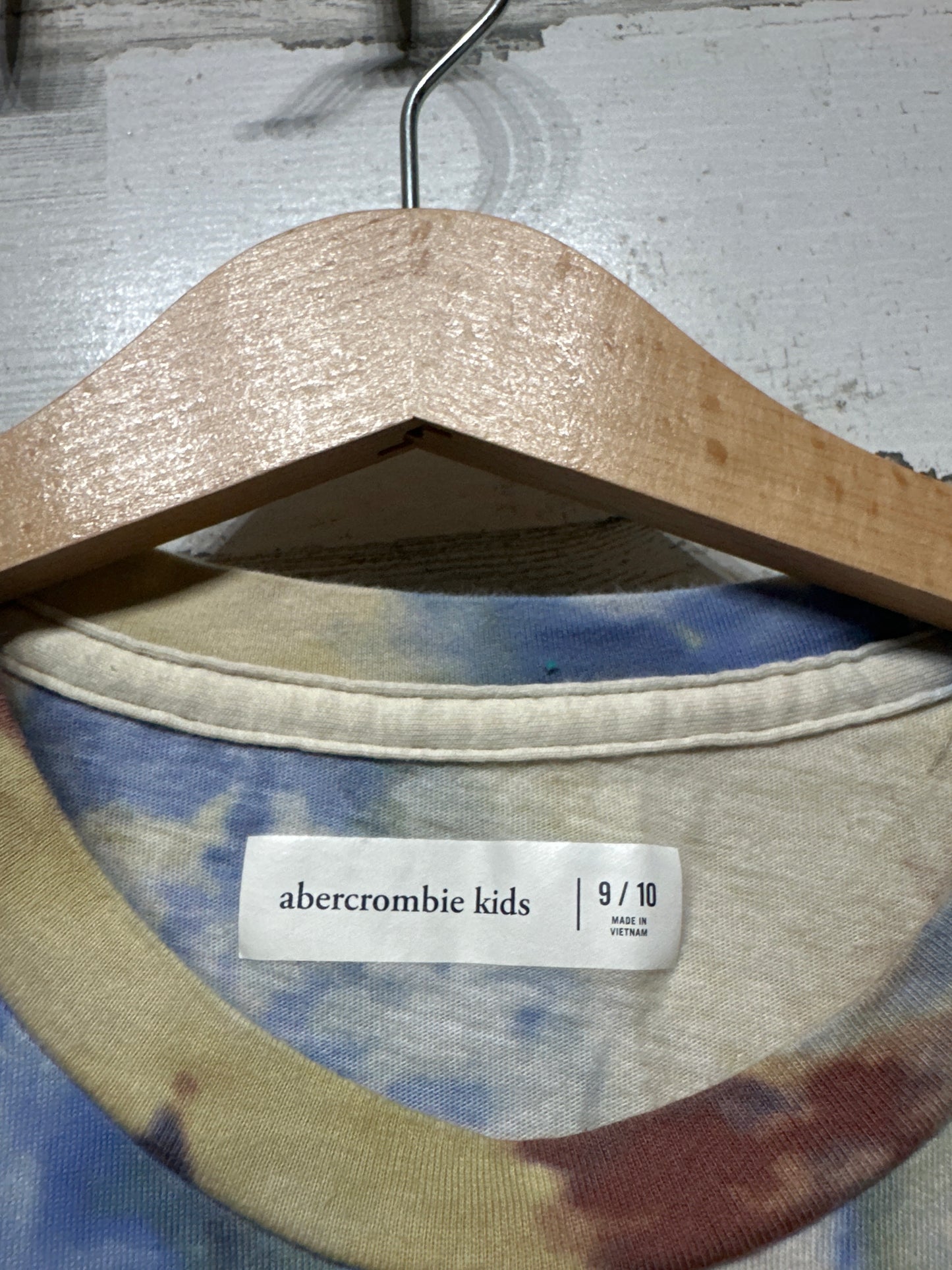 Boys Size 9-10 Abercrombie Kids Star Wars Shirt - Good Used Condition