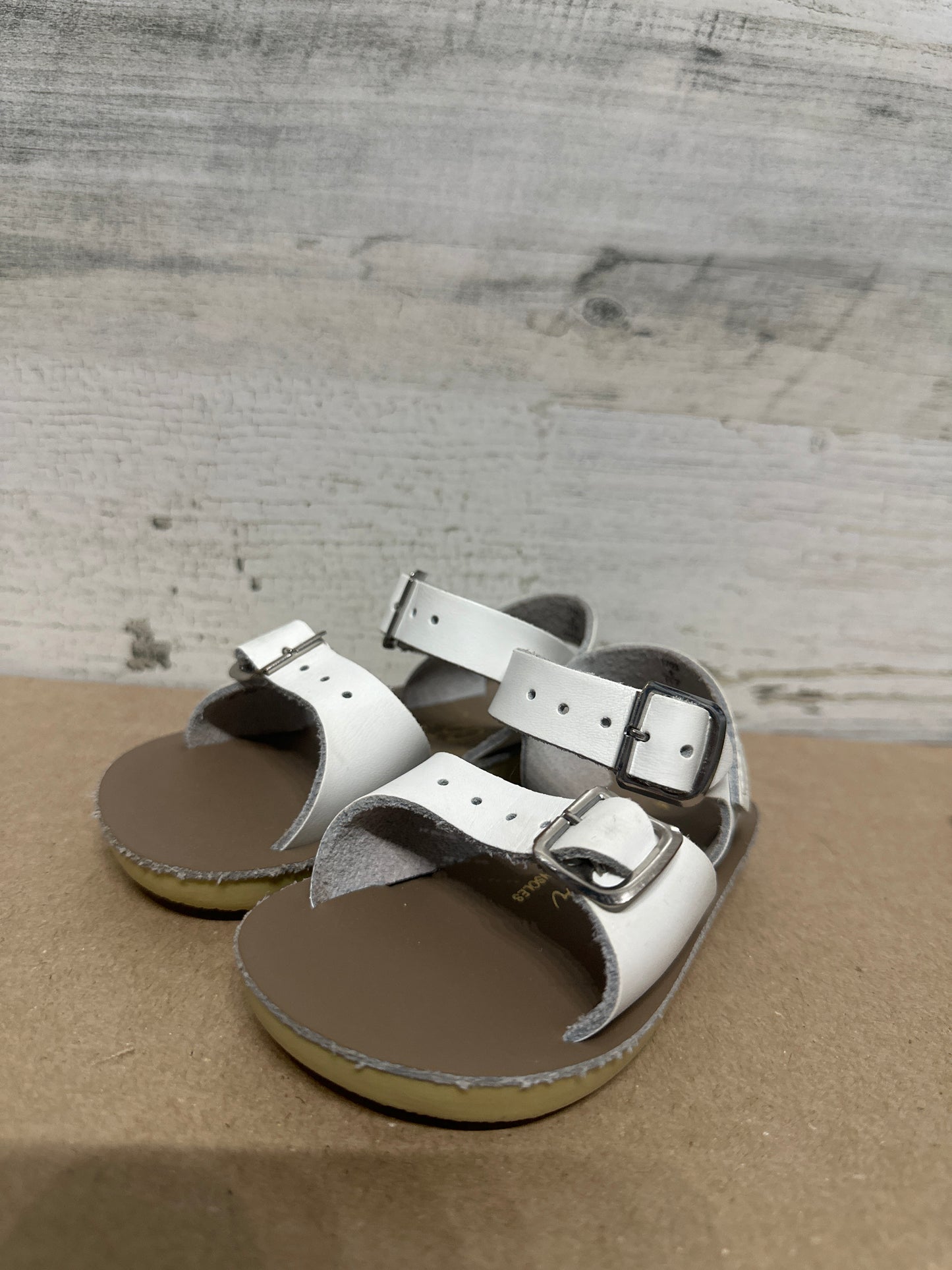 Size 4 Toddler Sun San White Surfer Sandals - Very Good Used Condition