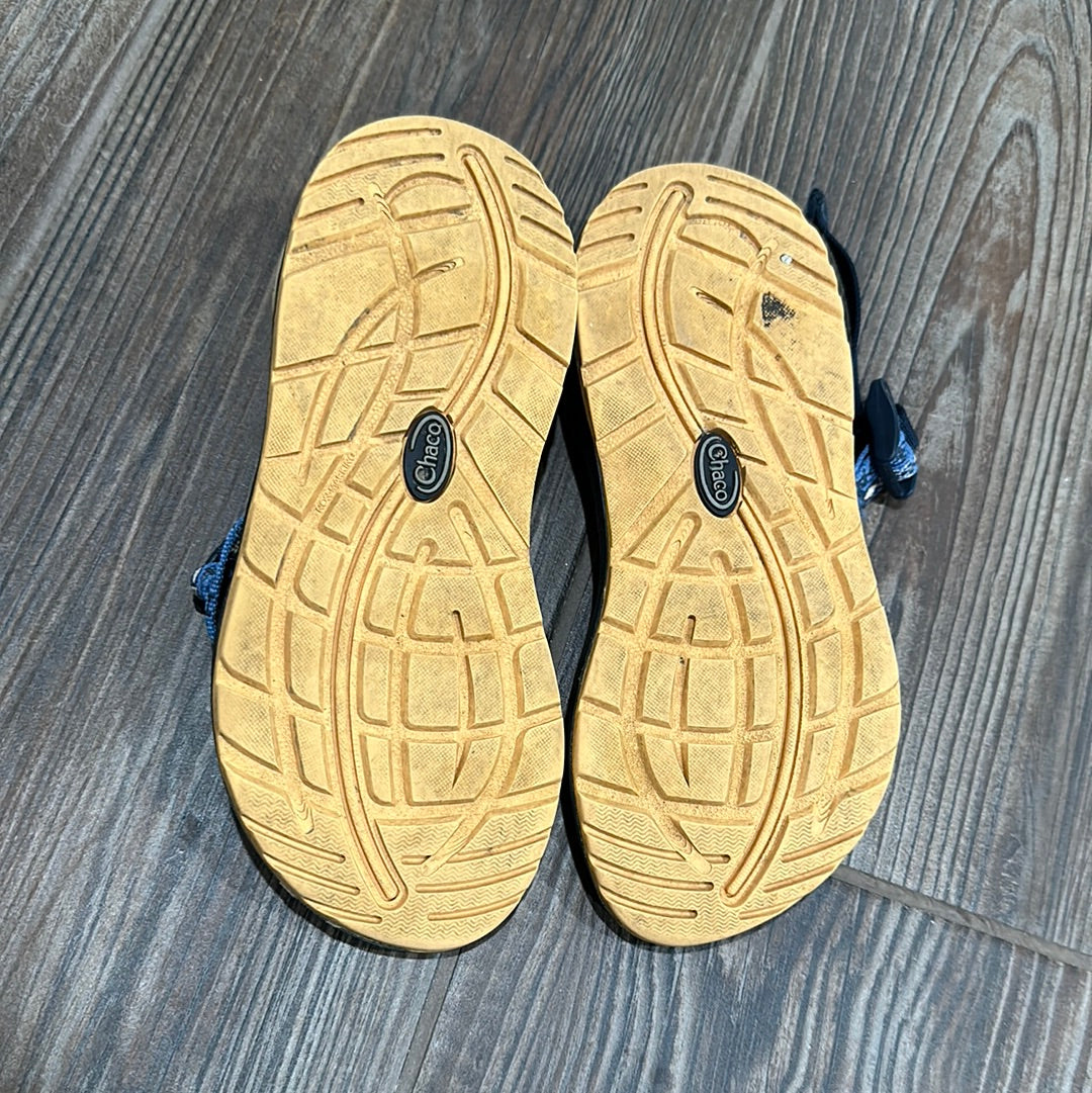 Youth 5 Chacos Sandals - play condition