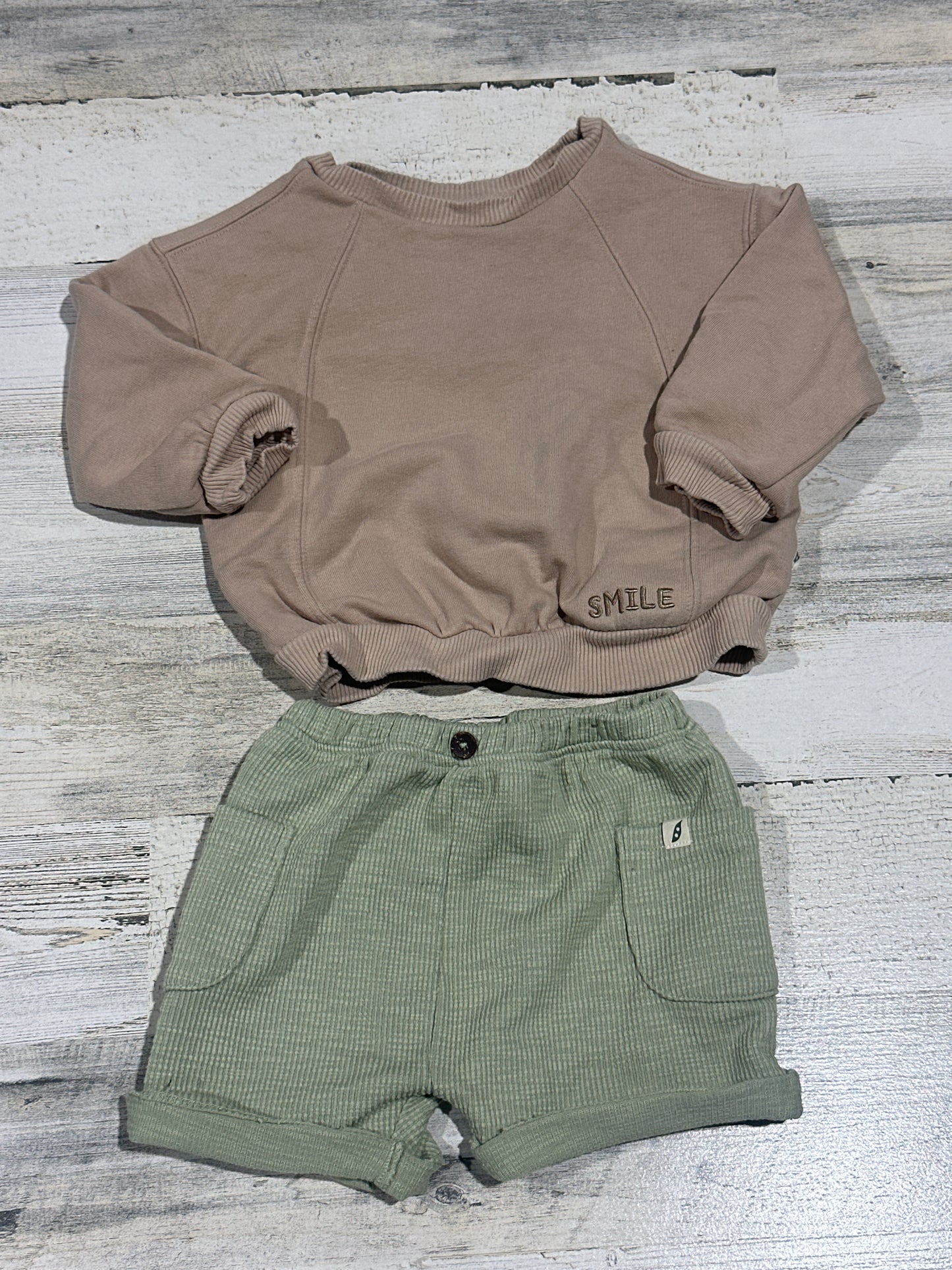Easy Peasy Organic Cotton Blend Sweatshirt and Shorts - Size 18m - Very Good Used Condition