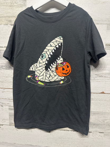 Boys Size 8 Cat & Jack Halloween Shark T-Shirt - Very Good Used Condition