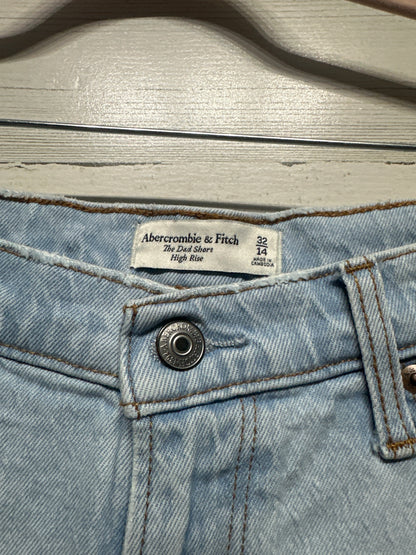 Women's Size 14 (32) Abercrombie & Fitch The Dad Short - High Rise Denim Shorts - Very Good Used Condition