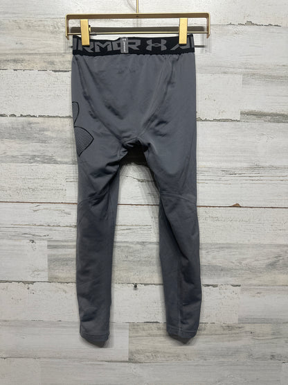Boys Size Small ( 8 ) Fitted Under Armour Leggings - Good Used Condition