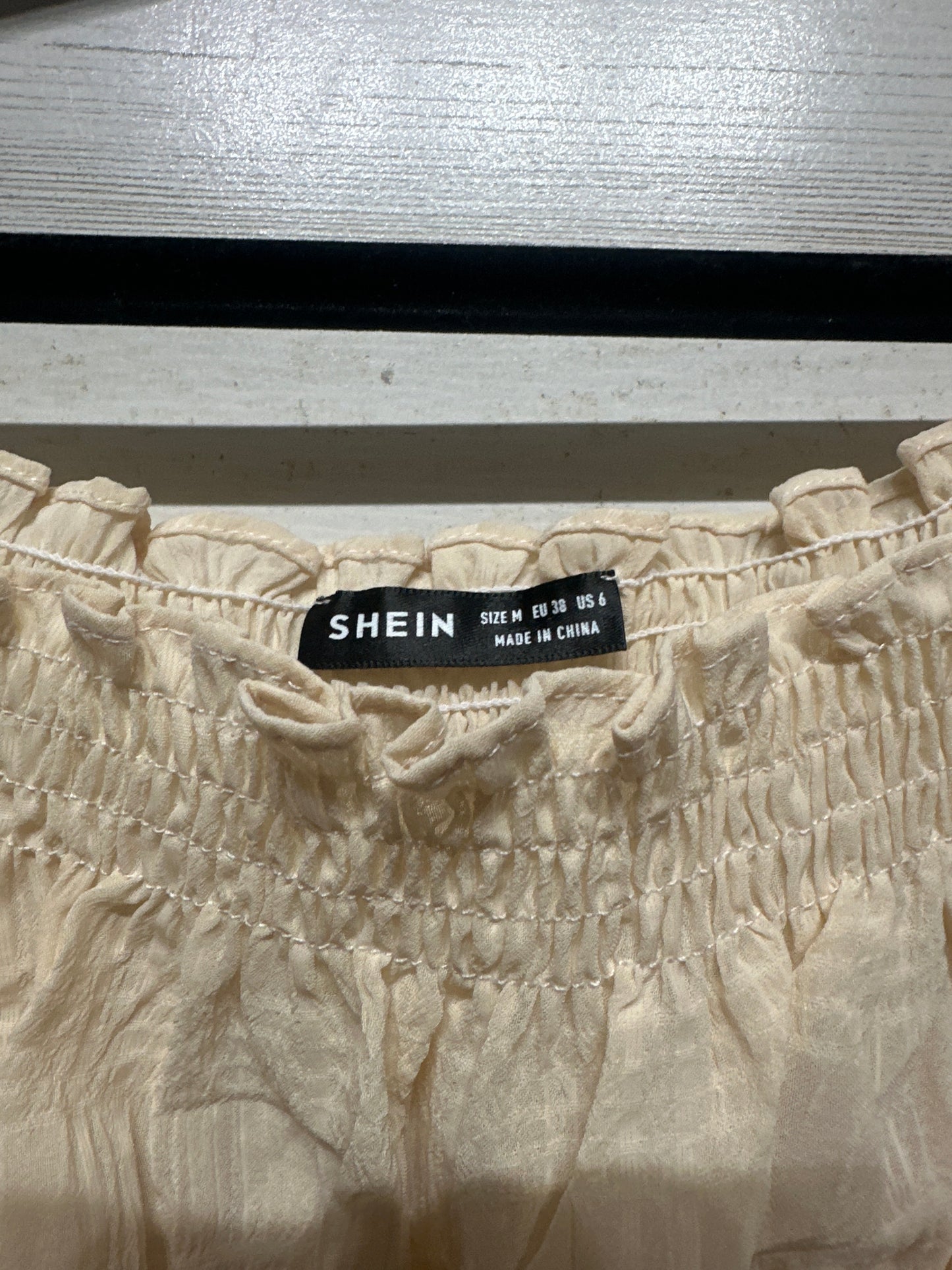 Women’s Medium SHEIN Cream Gathered Shirt - Very Good Used Condition