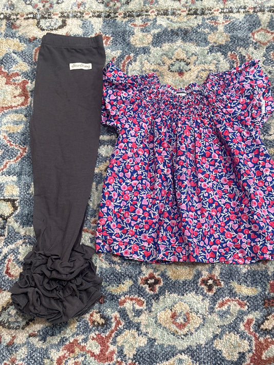 Busy Bees Smocked Top and Sew Sassy Ruffle Leggings Girls Size 2 VGUC