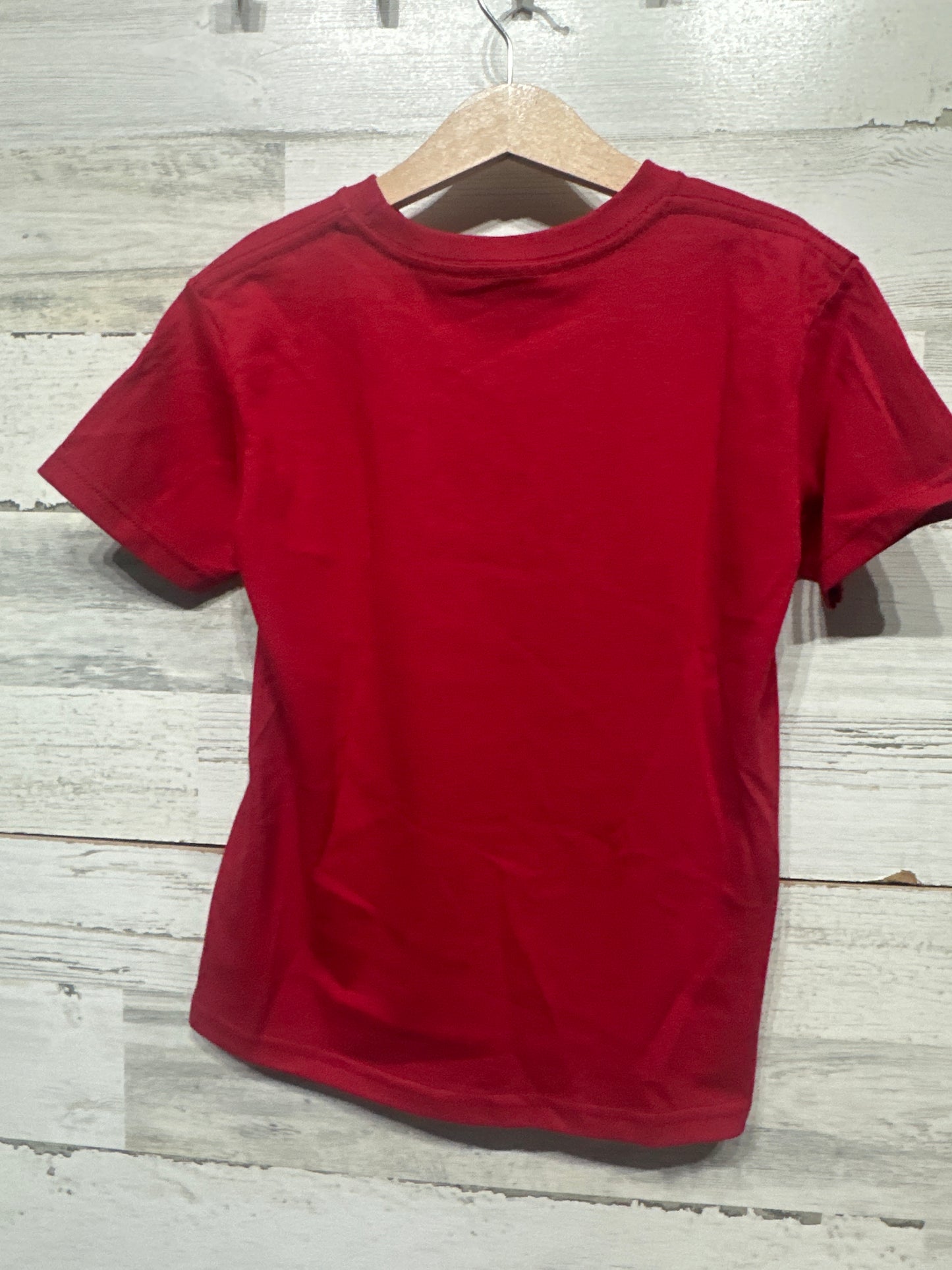 Boys Preowned Marvel Size 5/6 Red Shirt - Very Good Used Condition