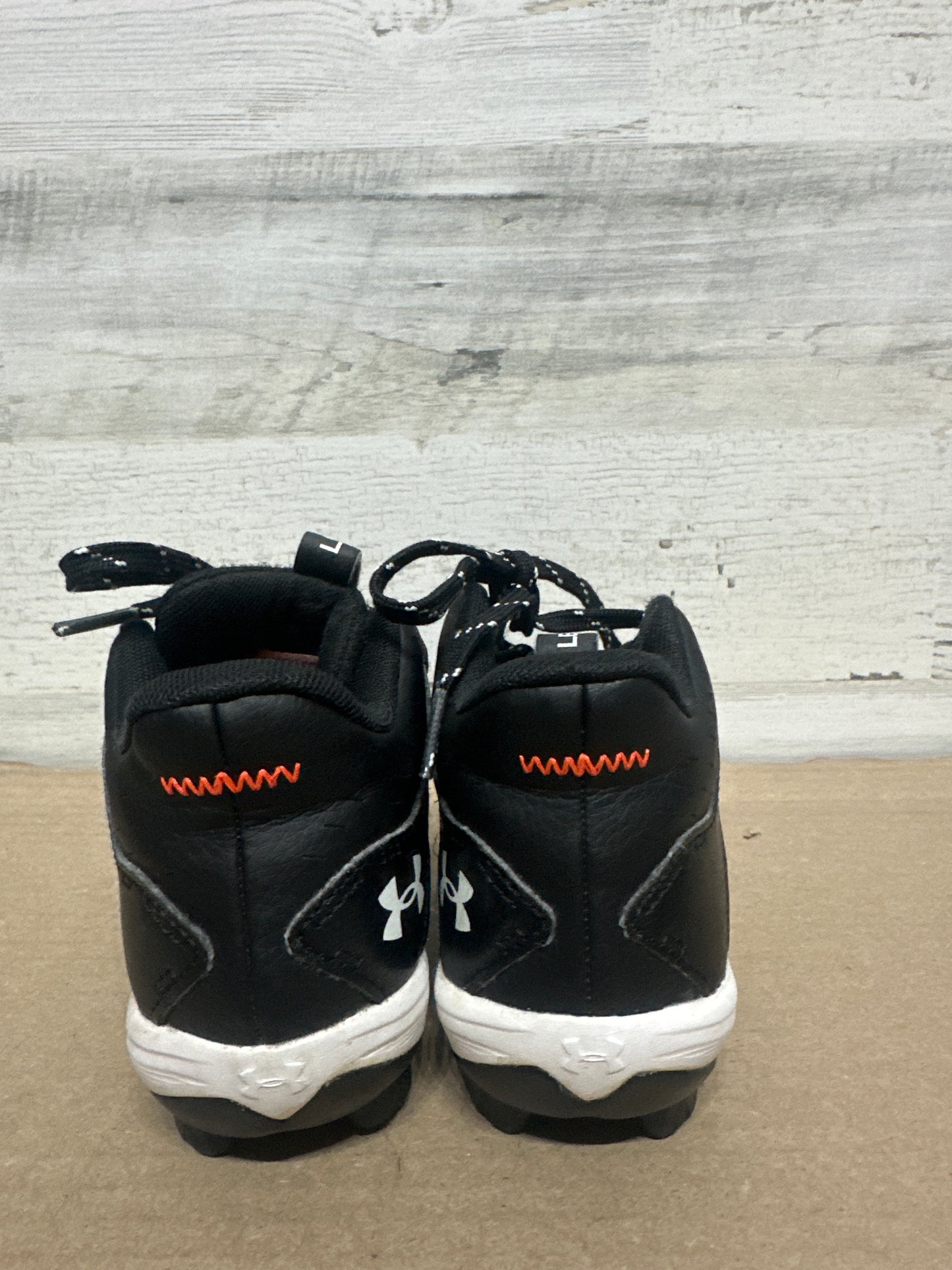 Size 12 (Little Kid) Under Armour Lead Off Baseball Cleats - Good Used Condition