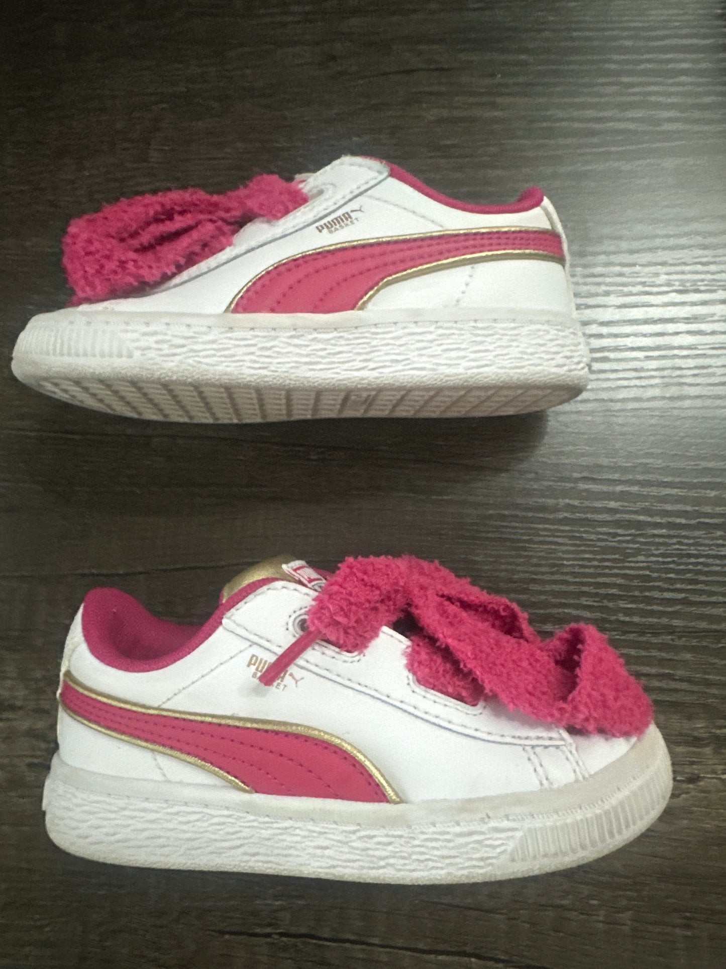 Girls Preowned Size 8 Puma Minion Fluffy the Unicorn Pink and White Shoes - Good Used Condition