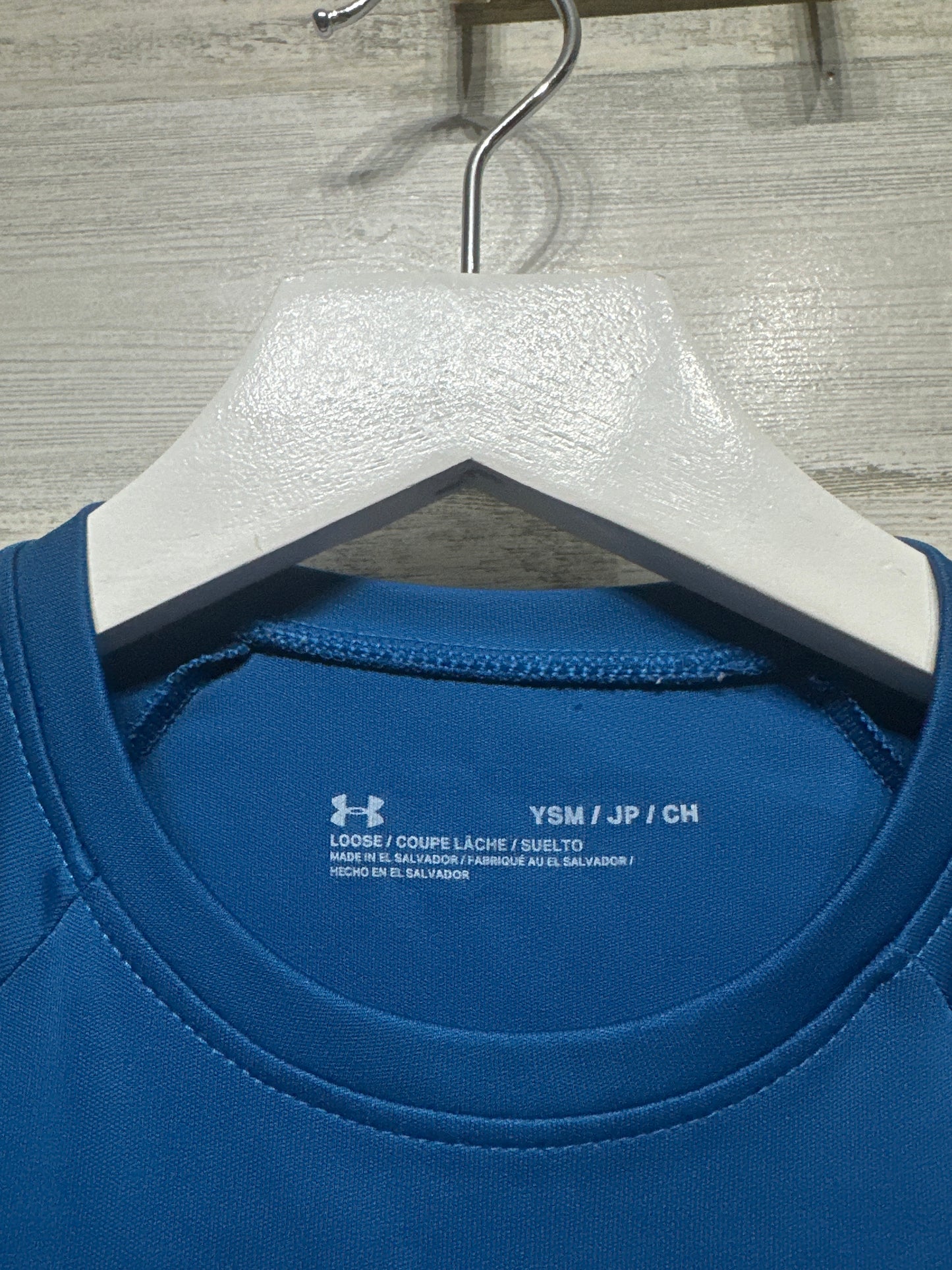 Size Youth Small (8) Loose Under Armour Blue Shirt - Very Good Used Condition