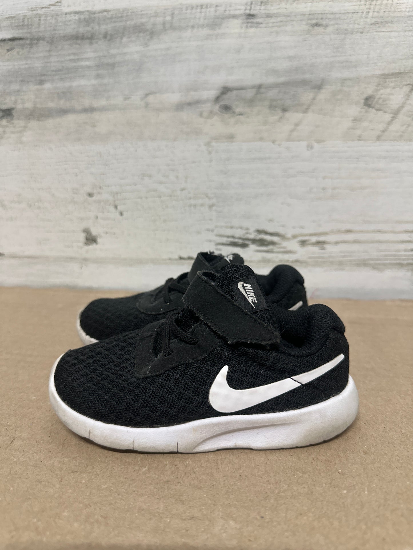 Size 6 (Toddler) Nike Black Shoes - Good Used Condition*