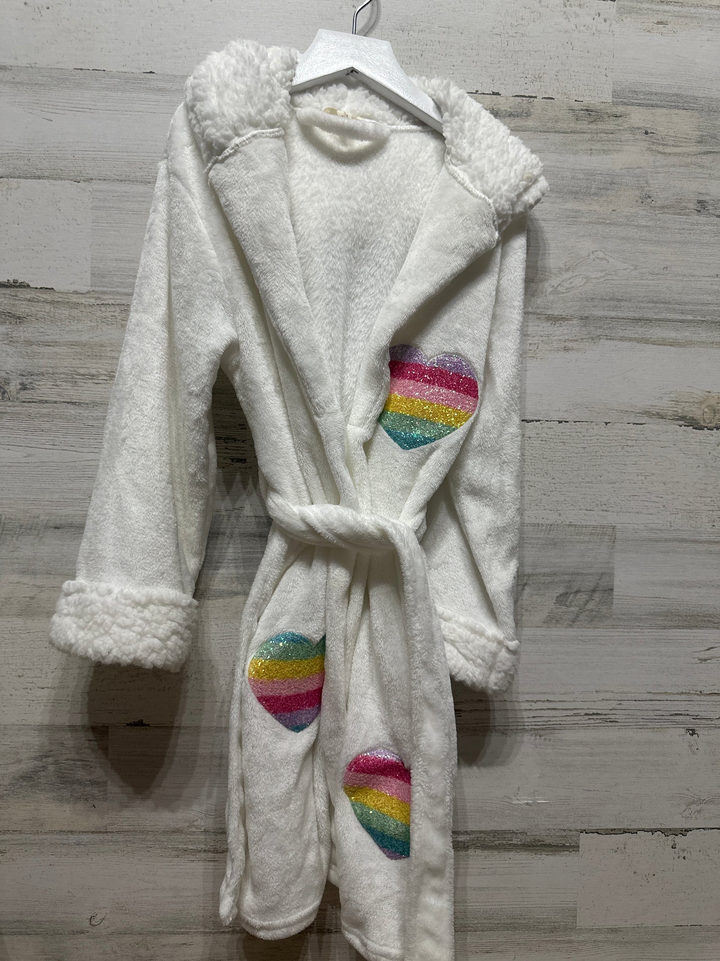 Girls Preowned Size 7/8 Jessica Simpson Fuzzy Soft Heart Robe - Good Used Condition