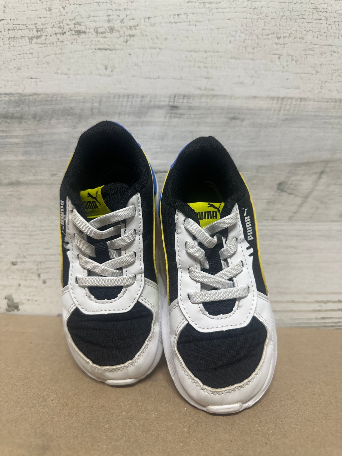 Boys Size 8 Toddler Puma Shoes - Very Good Used Condition