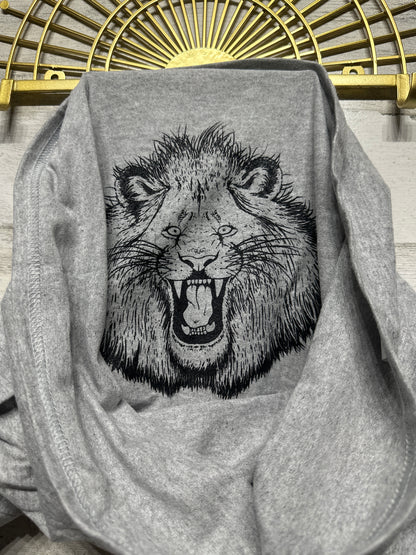 Boys Size Youth Small (Fits 7-8) Ask Me About My Roar TShirt - Very Good Used Condition
