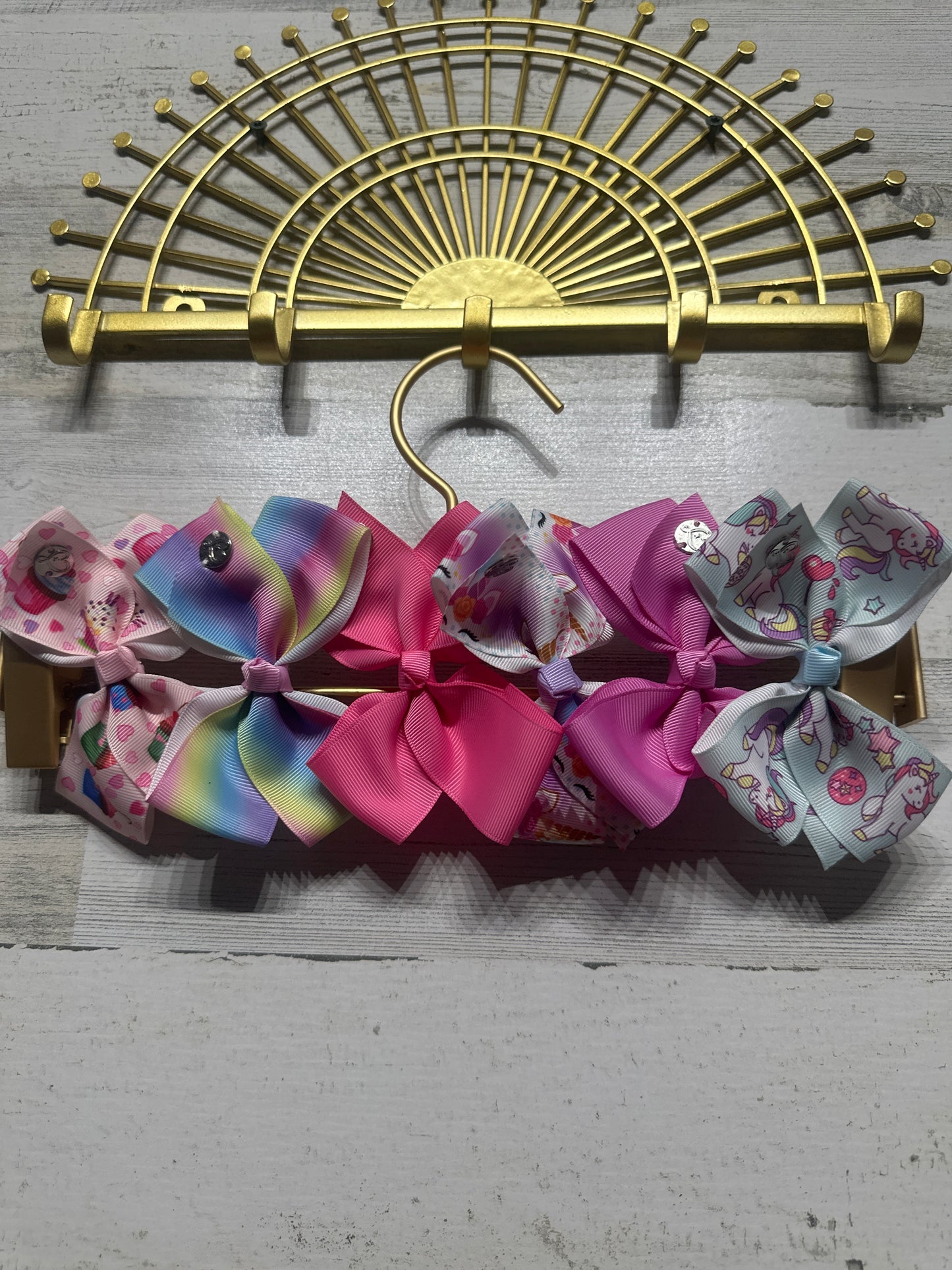 4.5” Hair Bow Lot on Alligator Clips (Set of 6) - Good Used Condition