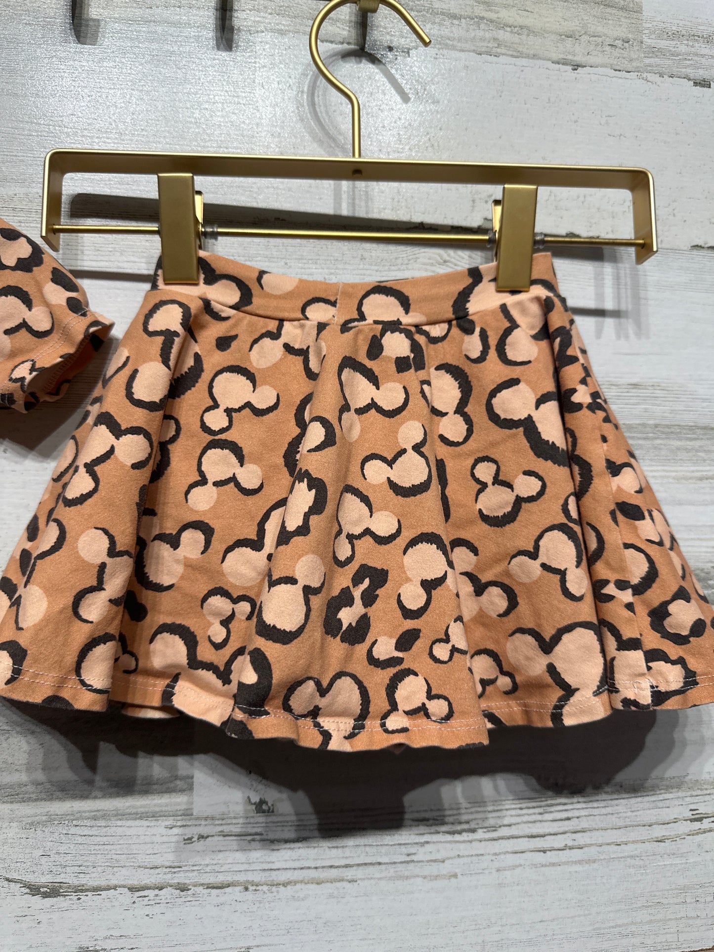 Size 5/6 Wild Rich Kids Leopard Mickey Crop Top/Skirt Set - Good Used Condition