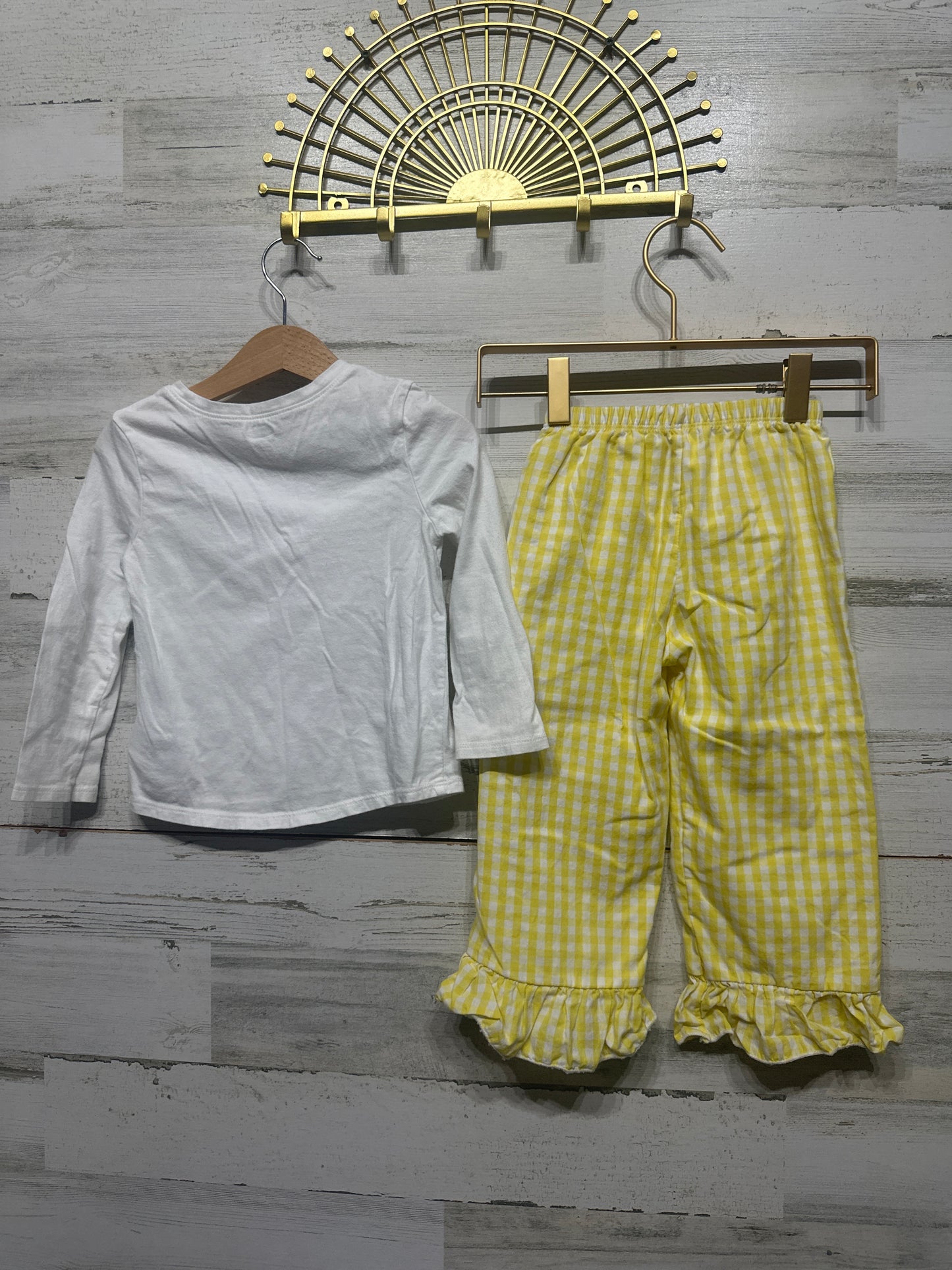 Girls Size 3t Old Navy Long Sleeve and Yellow Plaid Pants - Good Used Condition*