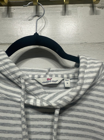 Women’s Size Small Vineyard Vines Oversized Hoodie - Good Used Condition