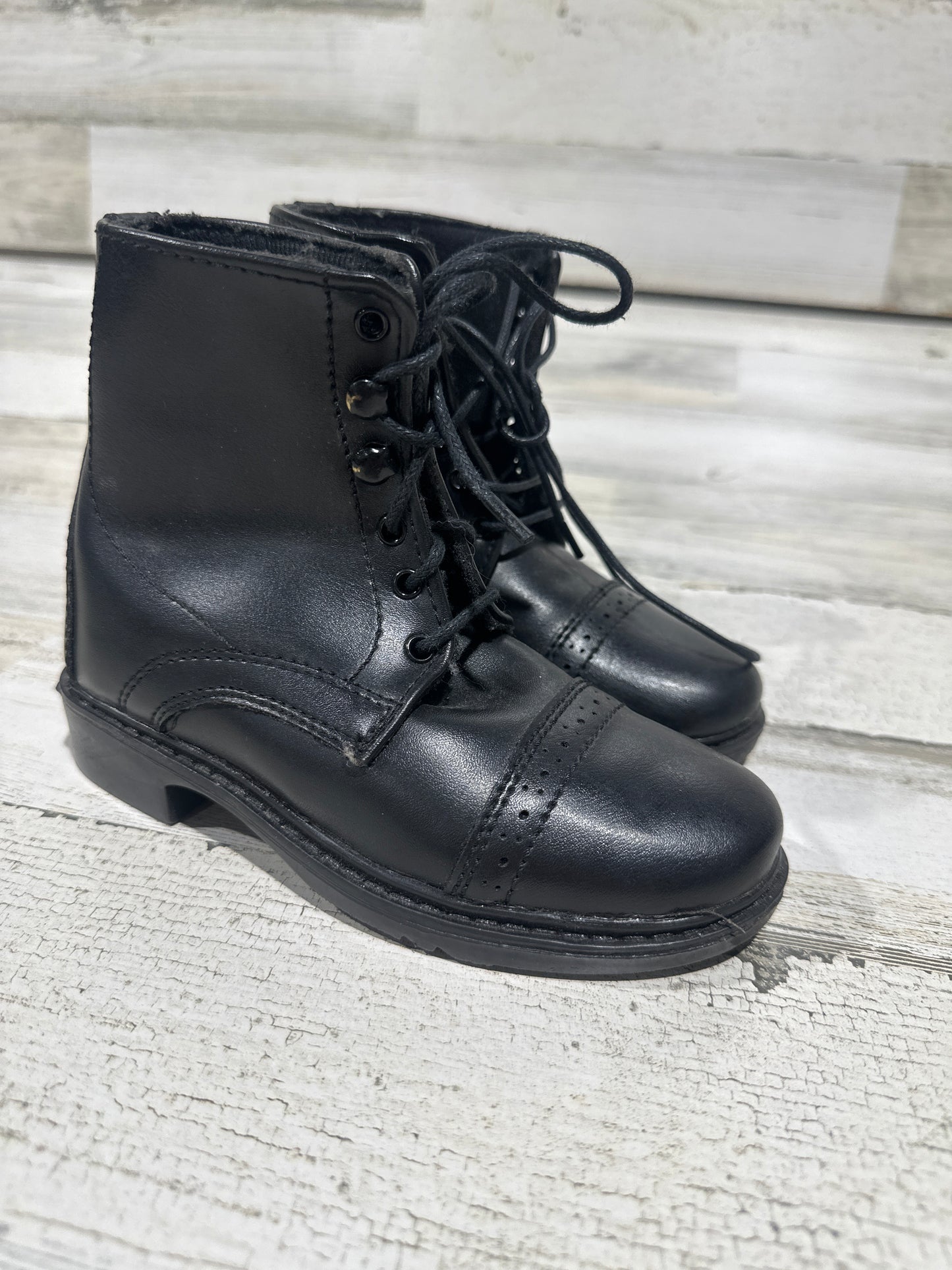 TuffRider Children's Starter Lite Lace Up Paddock Boots - Size 12 Youth - Good Used Condition