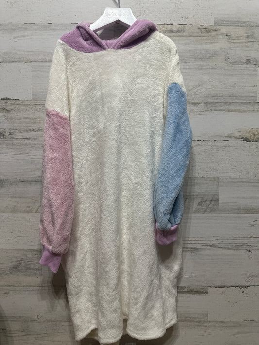 Girls Preowned Size 10-12 Art Class Fleece Hooded Nightgown - Good Used Condition